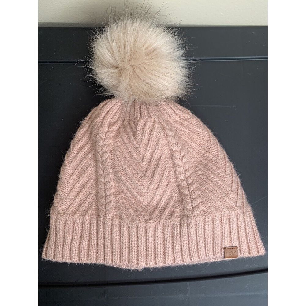 David And Young Pink Womens Hat Toboggan‎ Beanie Puff Ball Warm